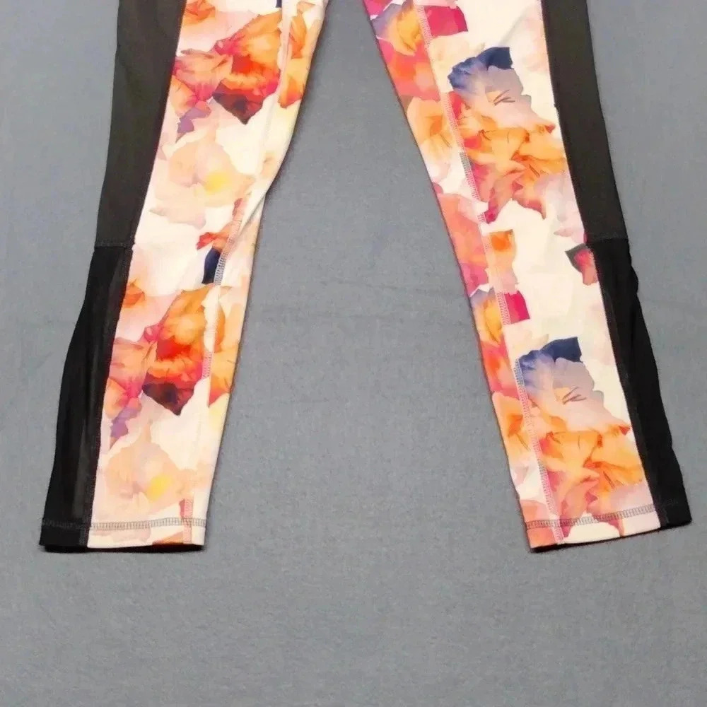 White House Black Market Leggings - Picture 3 of 15